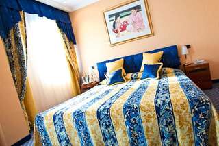 Отель Гостиница River Palace Атырау Двухместный номер Делюкс с 1 кроватью или 2 отдельными кроватями-6